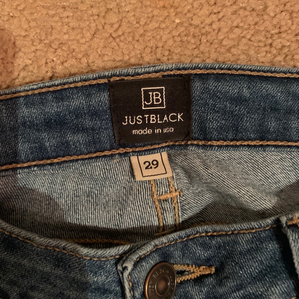 Jeans - Picture 2 of 3